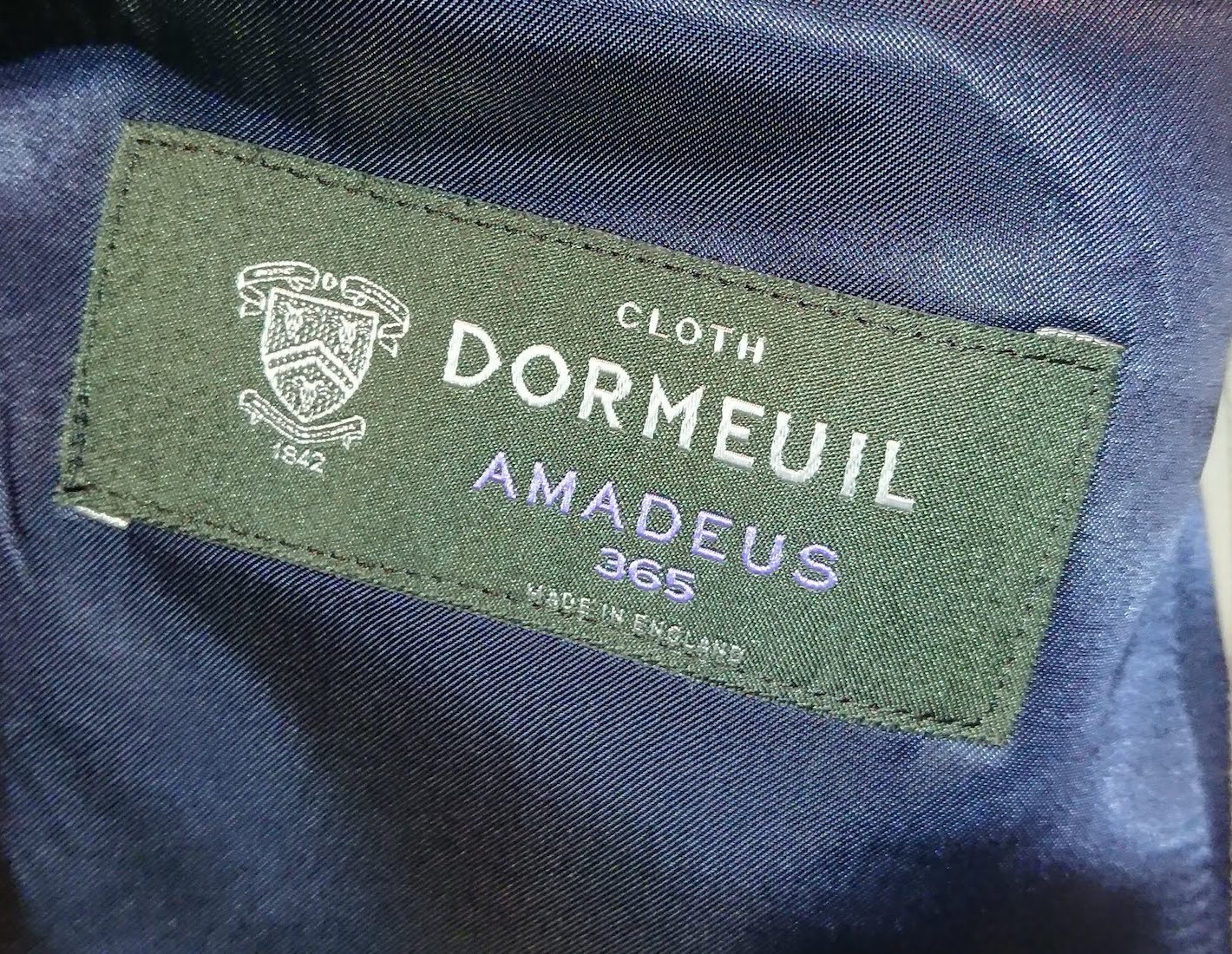 オーダースーツ　Dormeuil